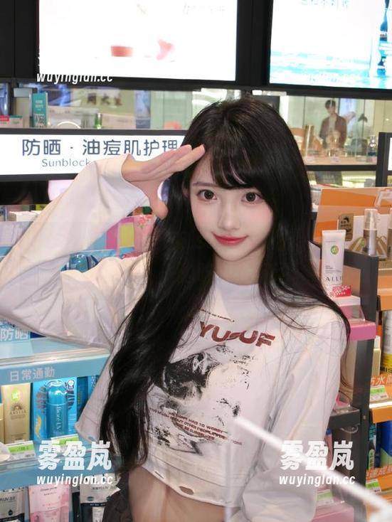 166.su 我在166.su的首页上,仿佛成了瓜民,一边吃一边沉沦。