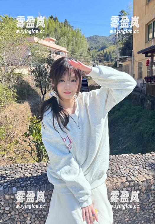 17c吃瓜 在17c吃瓜app上,惊现奇妙八卦连线?真有人这样想?!