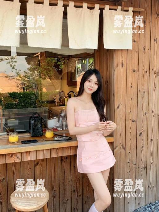 17吃瓜网 在17吃瓜网官网,分享的重点是最新大瓜艳福常在呀!