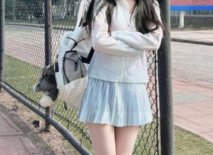 17吃瓜网首页：吃瓜不如找个角落偷听！