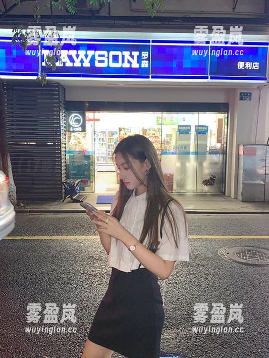 17吃瓜网 17吃瓜网发布绯闻榜单,这波瓜吃得我肚子都圆了!