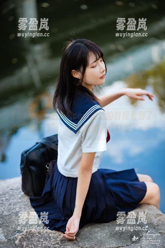 51.com 在51.com溜达的时候看到了个“传送门”,心里难免有点幻想了……