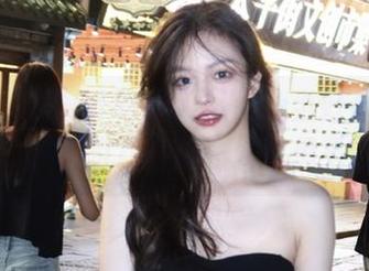 “51吃瓜入口”：当好奇心勾引我，外面的八卦真让人意想不到。