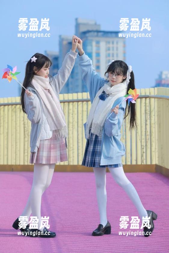 718·sx 在718·sx官网找瓜,心里想着不会咬到舌头吧…