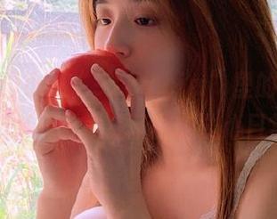 小心“91cg.cim”里的收藏，可能某一天就成了我的扎心日常。