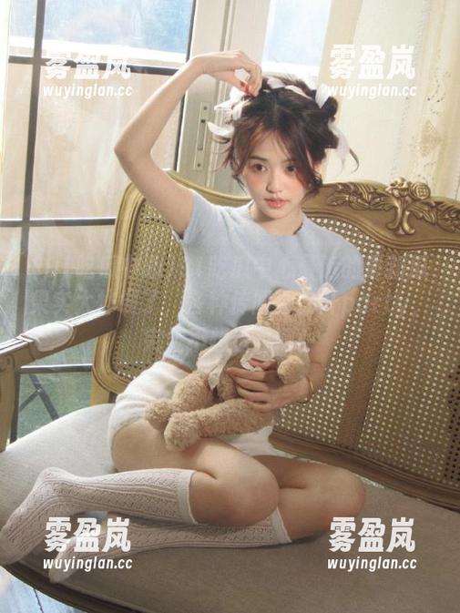 91吃瓜中心最近的最新瓜果实太炸裂了，各种传闻像在开party，完全不想错过啊！