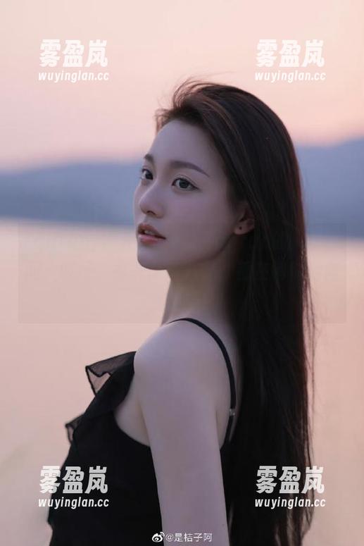 cgfun 打开www.51cgfun的入口瞬间,哎呀,那些离奇八卦,都在悄悄地向我招手!