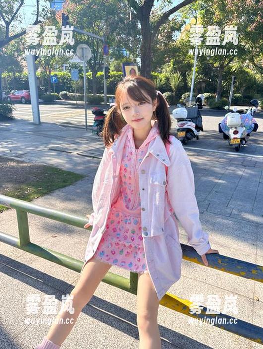 hlw “hlwbet”直达焦点,但我的注意力却偏偏飘得很远,哈哈!