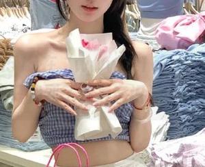 在“www.51cg.fun”的首页，我只找到了一片意识流的八卦界。