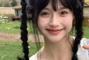 观看“www.51cgfun.com”，我竟然忘了原来的庄严，像只无头苍蝇一样乱撞。