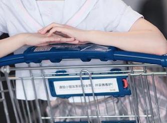 视频里的人都在瞎搞，我只是路过！zztt11有毒啊！
