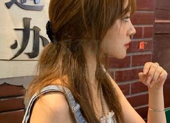 吃瓜不打烊苹果版，这名字真绕口！千万勿问我具体地址啊。