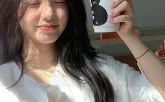 在线逛www.吃瓜爆料.com，除了八卦，再加点人生感慨，真是时不时想感叹人生啊。