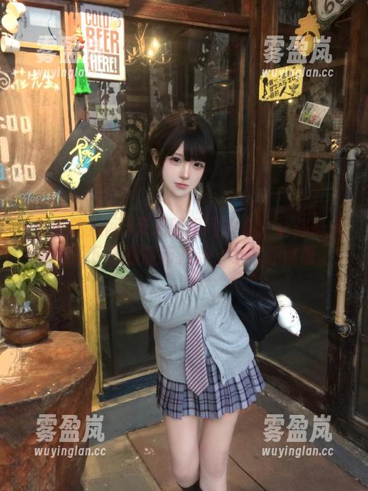 天天吃瓜网 天天吃瓜网发布:让你每天都惊掉下巴的最新八卦,不信你瞧瞧。