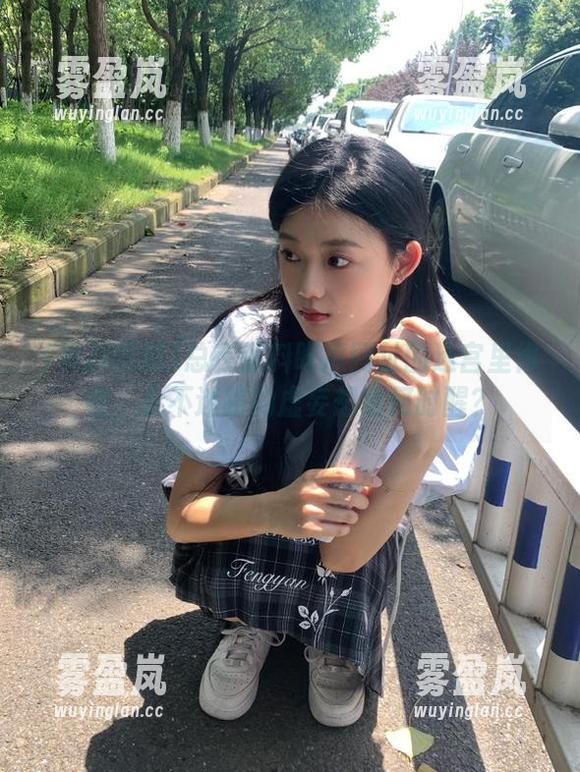 黑料吃瓜 总在黑料吃瓜网址的迷宫里徘徊,永不迷路的虚妄想象何时醒?