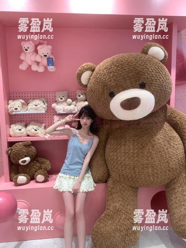 那一刻，选择登录黑料吃瓜网页的“入口”，我仿佛变身为八卦捕手！