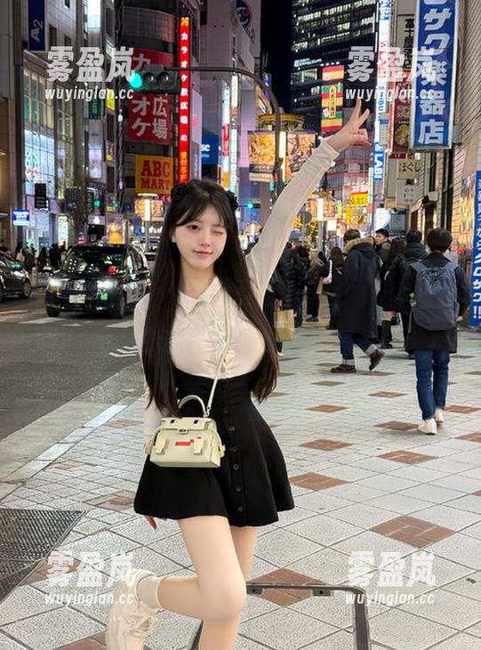 黑料正能量 登录“黑料正能量”,一键下载安装,瓜可就来啦~