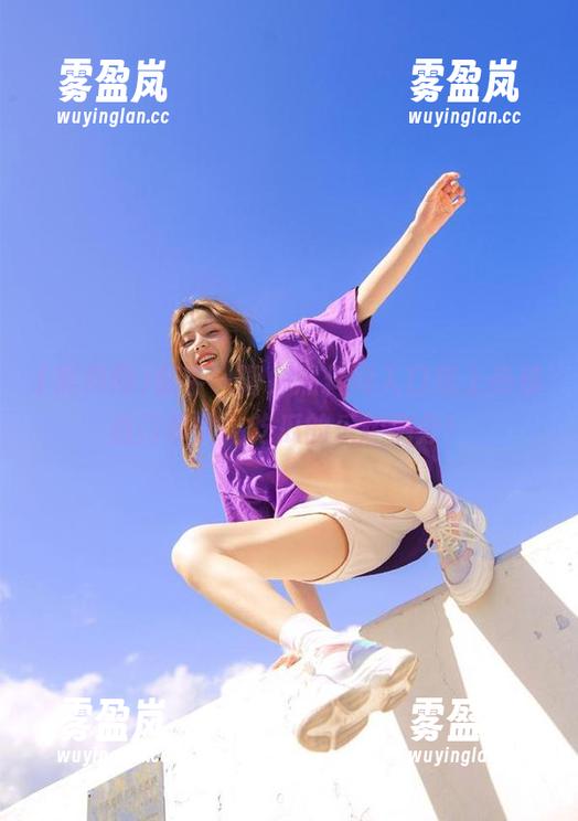 随手一滑，黑料网入口献上热辣热门事件，吃瓜的乐趣满分！